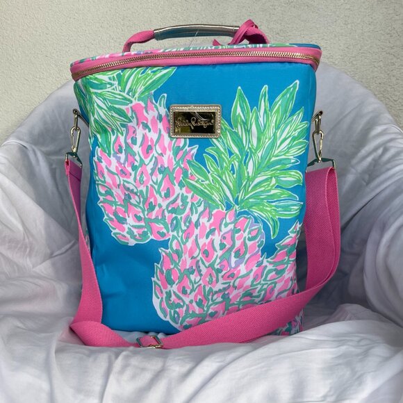 Lilly Pulitzer Insulated Cooler Beach Wine Tote Bag in Swizzle Out - Picture 4 of 9
